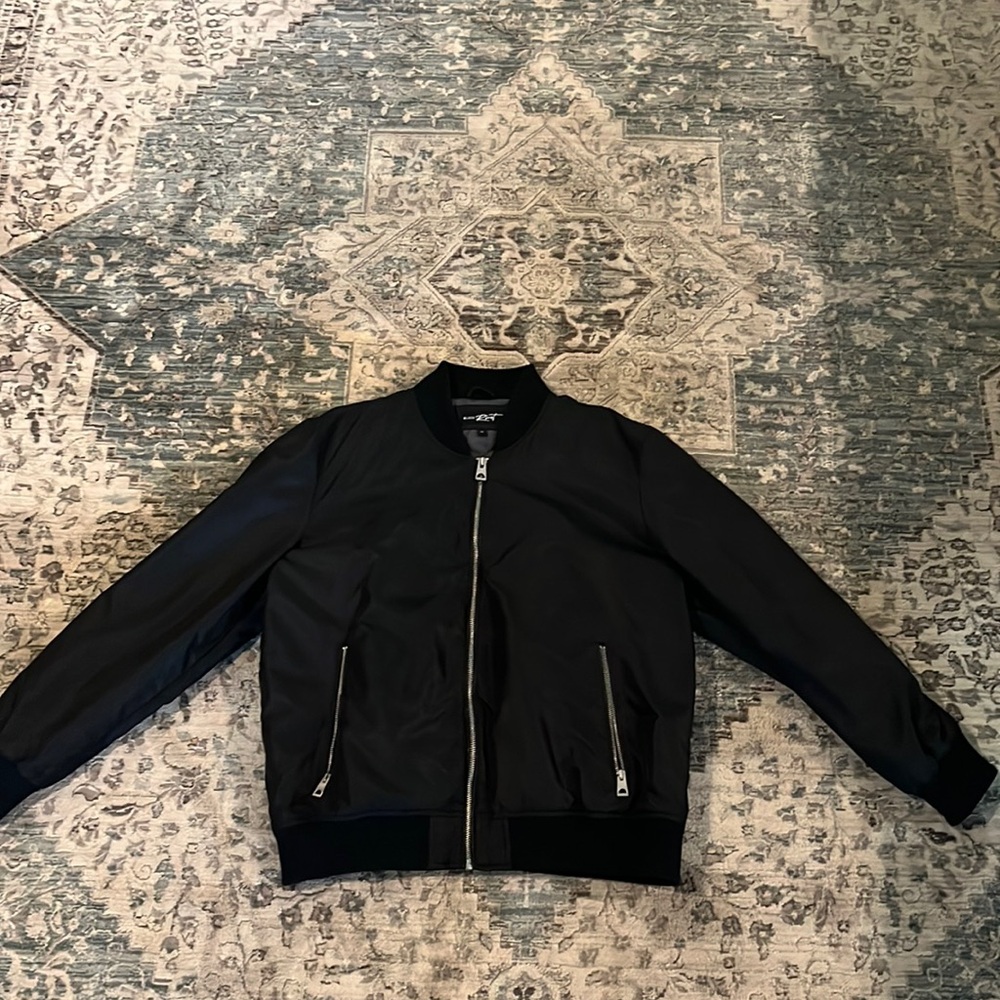 Black rivet bomber jacket (black)